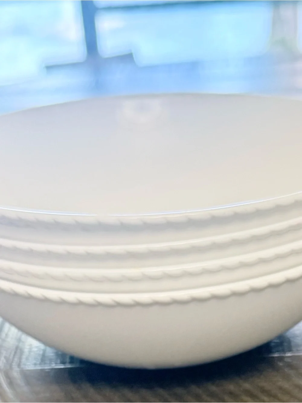 Kate Spade New York Wickford by Lennox 12 Piece Dinnerware Set. Service for 4.